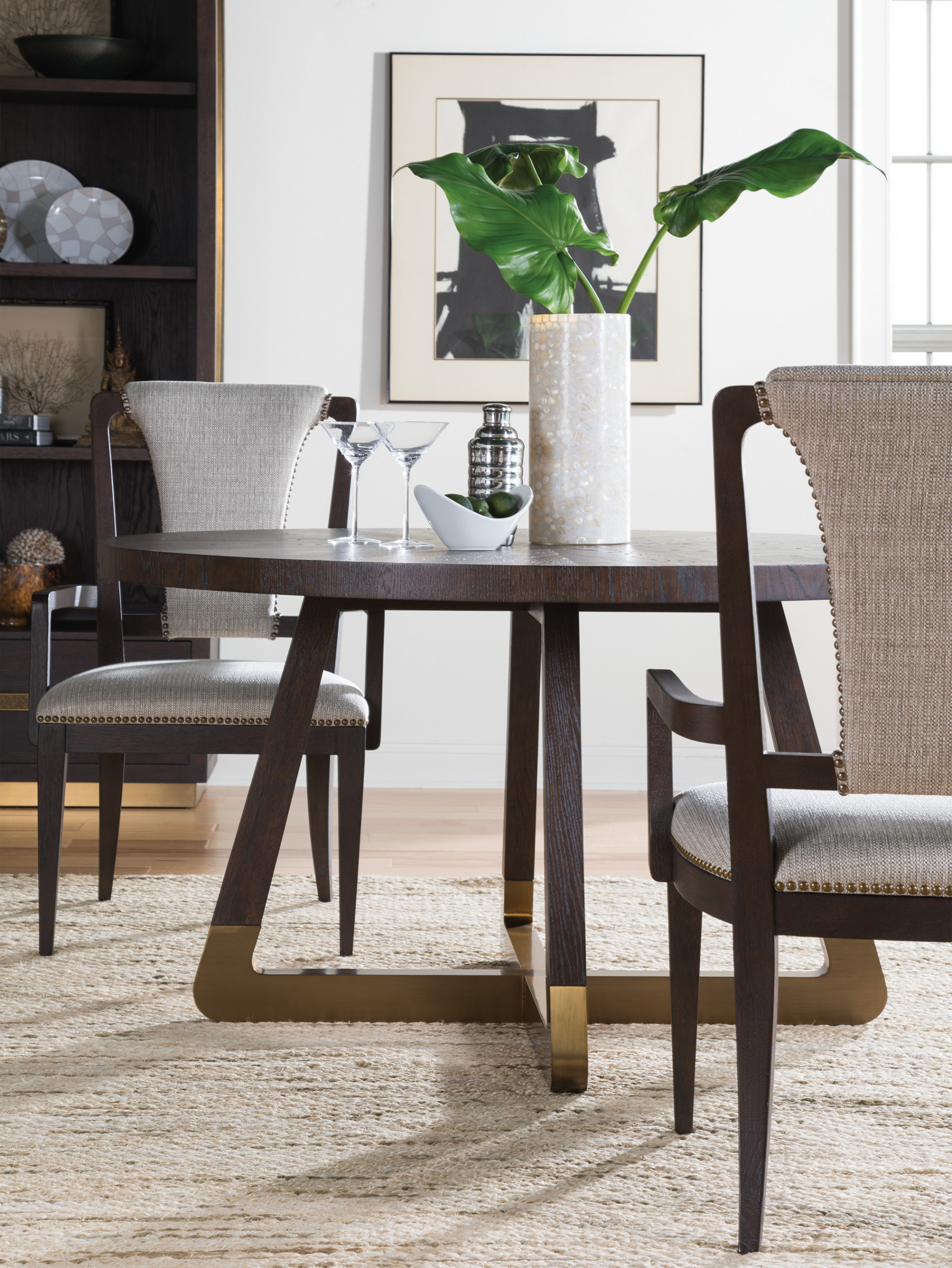 Verbatim Round Dining Table