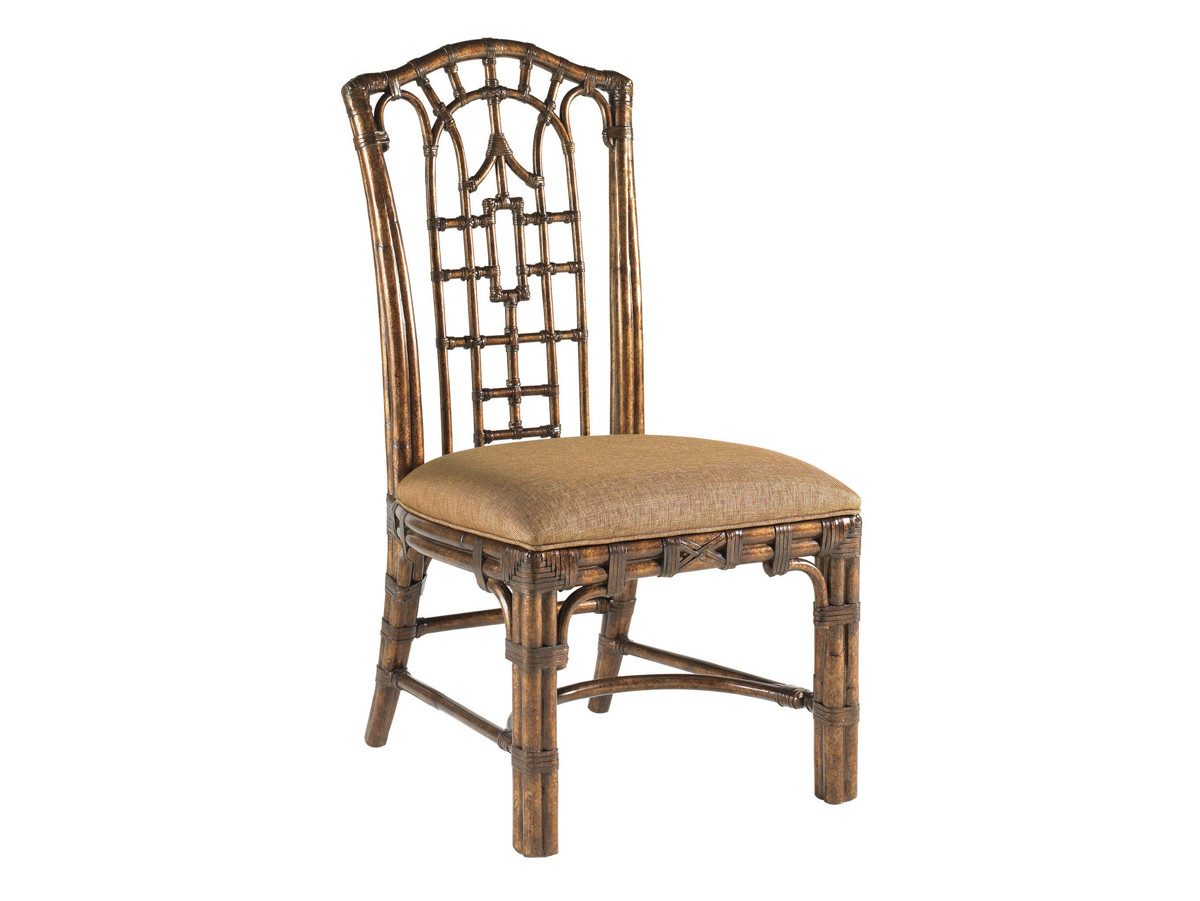 стул в колониальном стиле