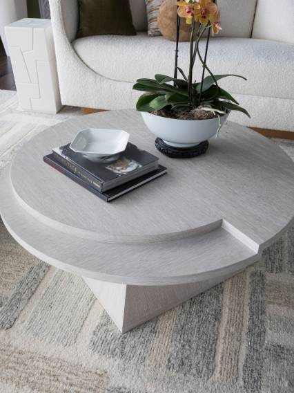 Solimar Round Cocktail Table