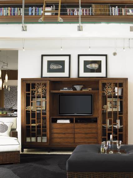 Point Break Entertainment Chest