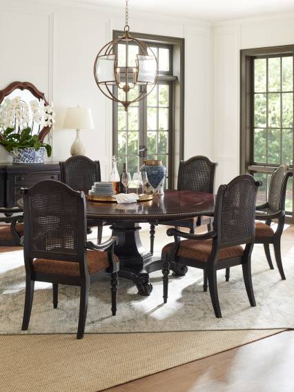 Bonaire Round Dining Table