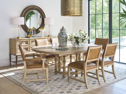Ennisbrook Round Dinning Table