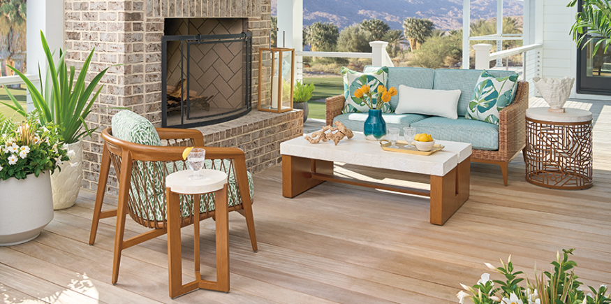 Palm Desert Poolside offers clean contemporary lines with a touch of Mid-Century styling.